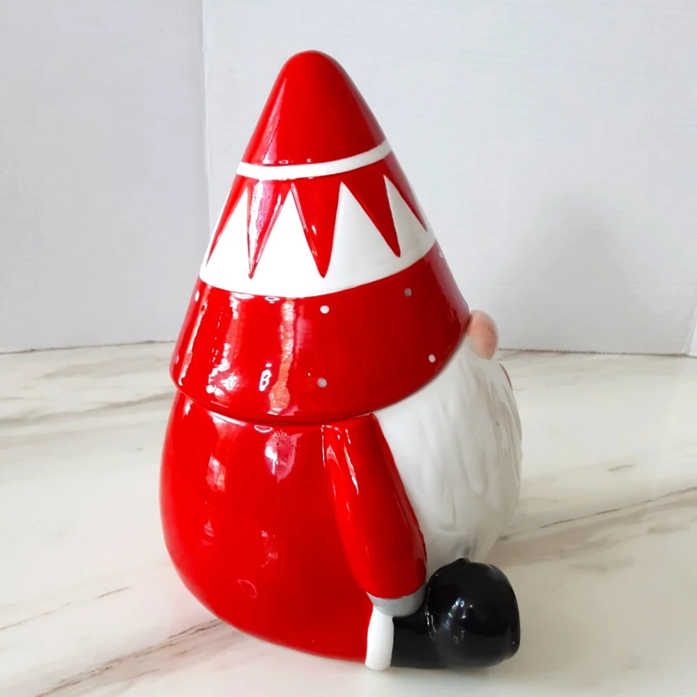 Transpac DOLOMITE CHRISTMAS GNOME Treat Cookie Jar Y7806